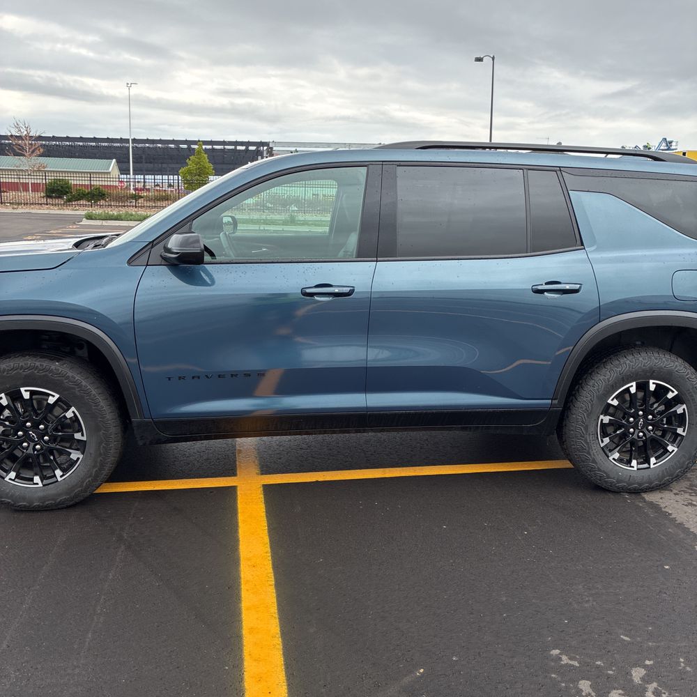 2025 Chevrolet Traverse Z71