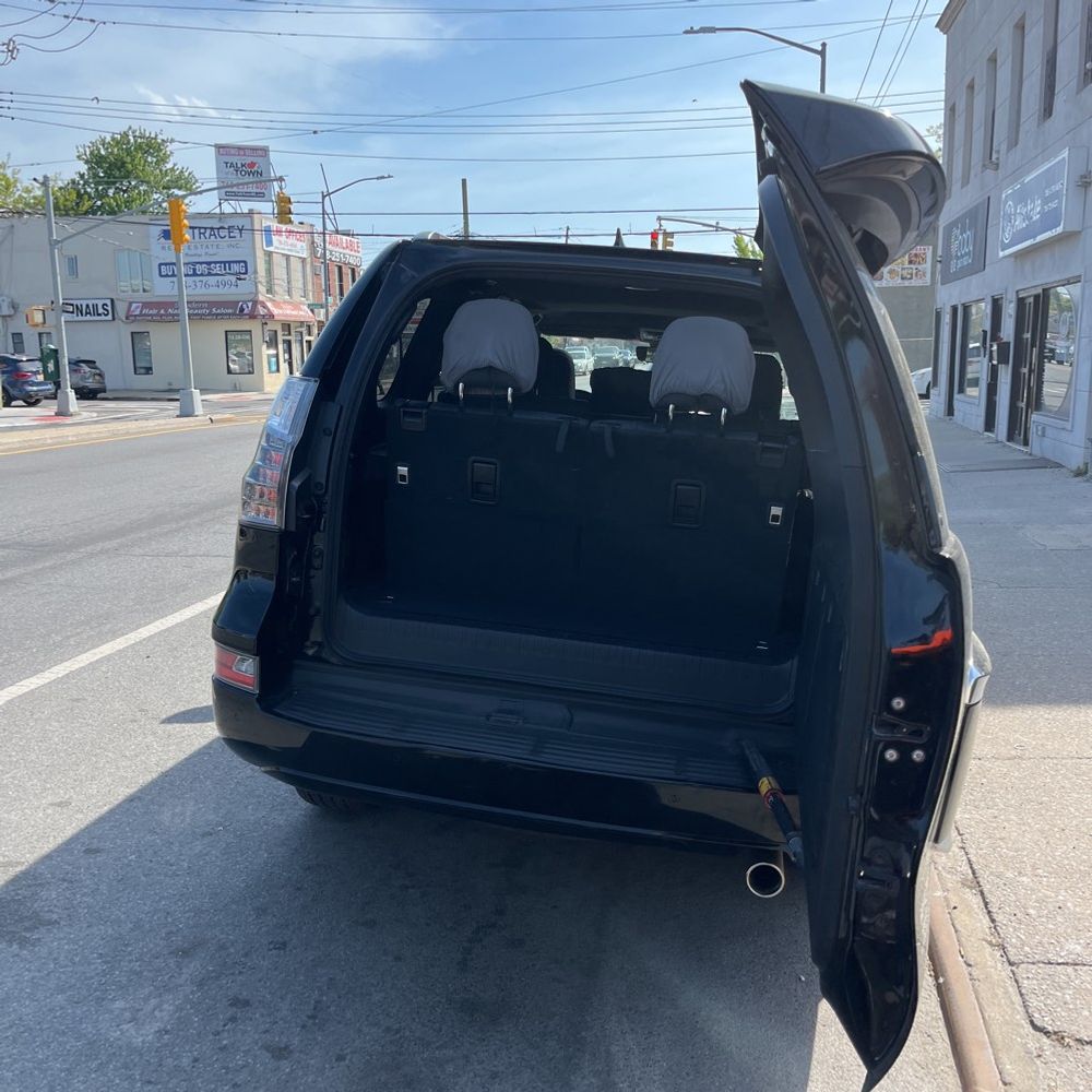 2022 Lexus GX 460 Base