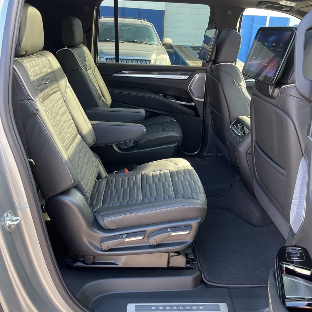 2025 Cadillac Escalade ESV V-Series
