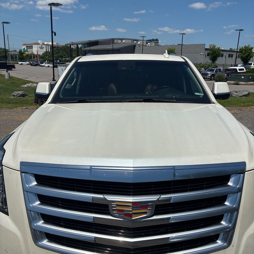 2015 Cadillac Escalade Luxury photo 15