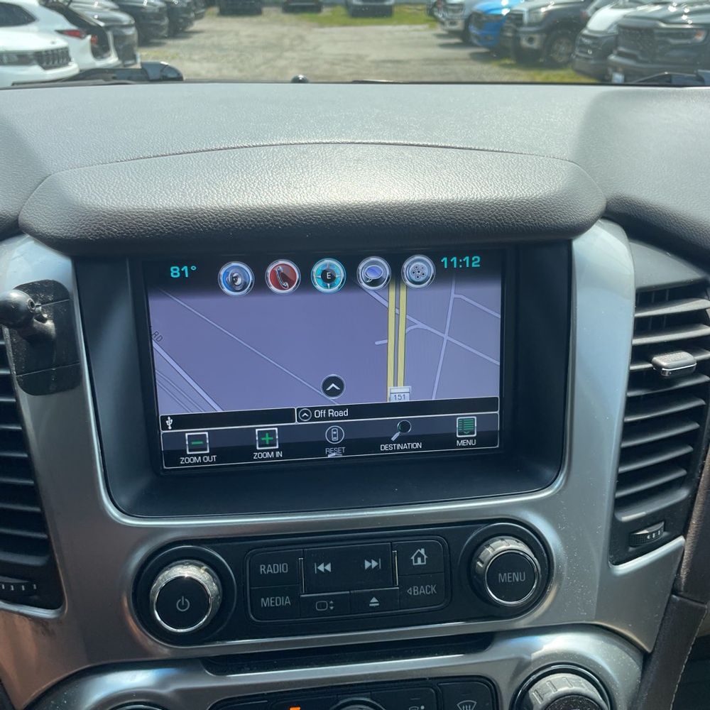 2017 Chevrolet Suburban LT photo 36