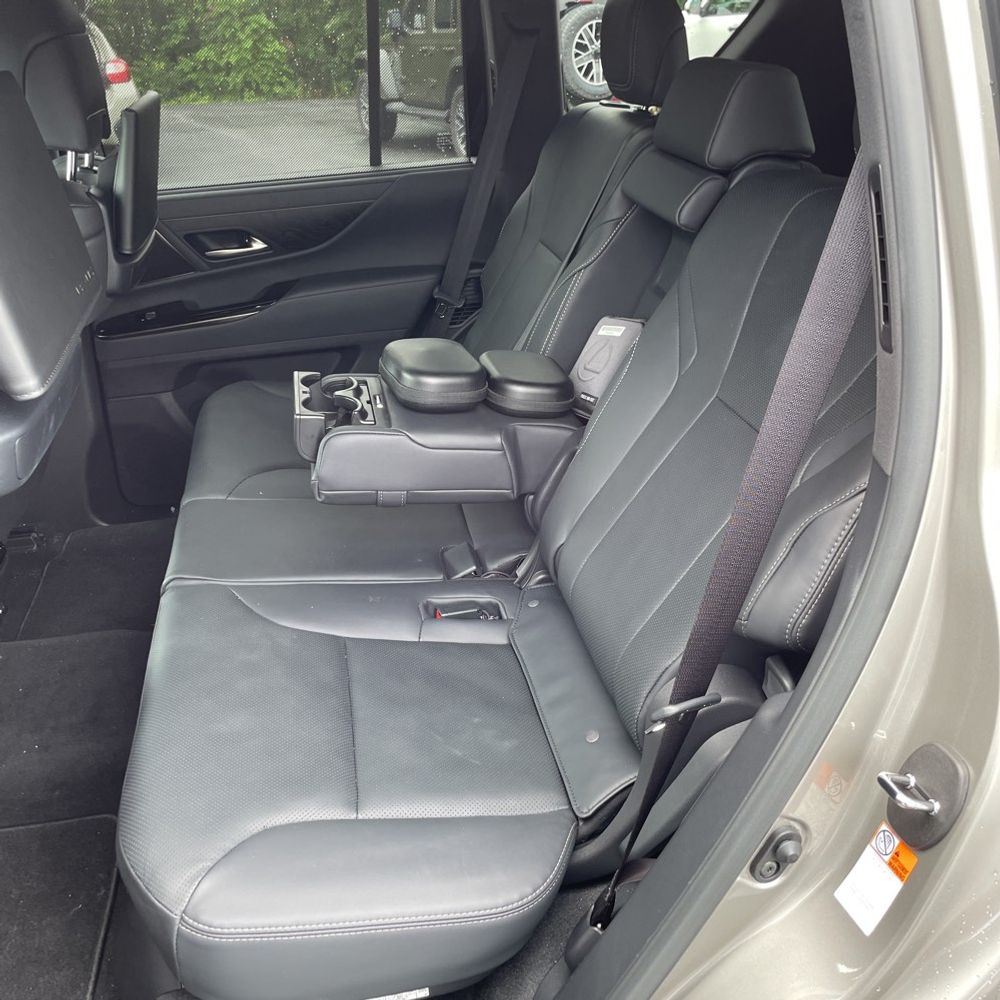 2024 Lexus LX 600 Luxury
