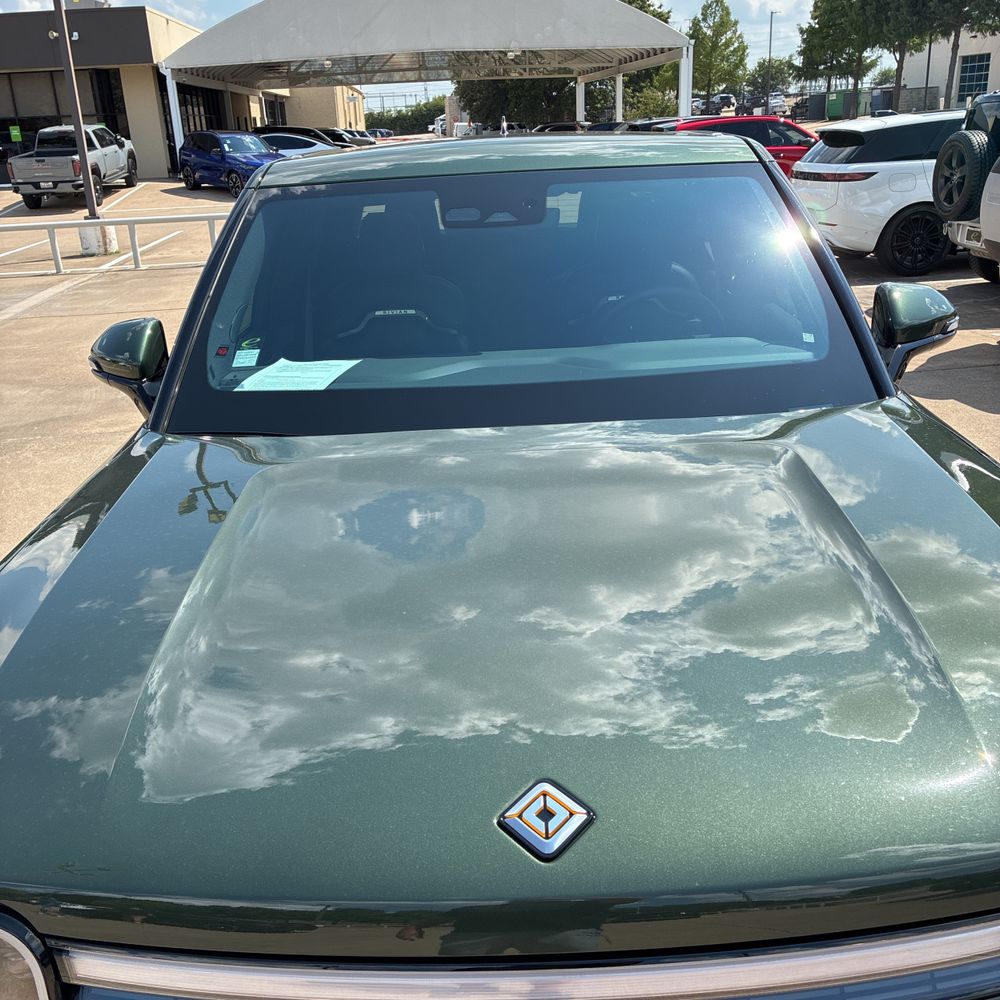 2025 Rivian R1T Adventure Dual-Motor