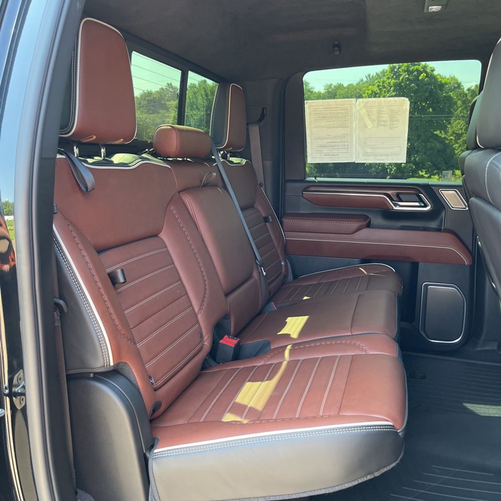 2024 GMC Sierra 3500HD Denali Ultimate