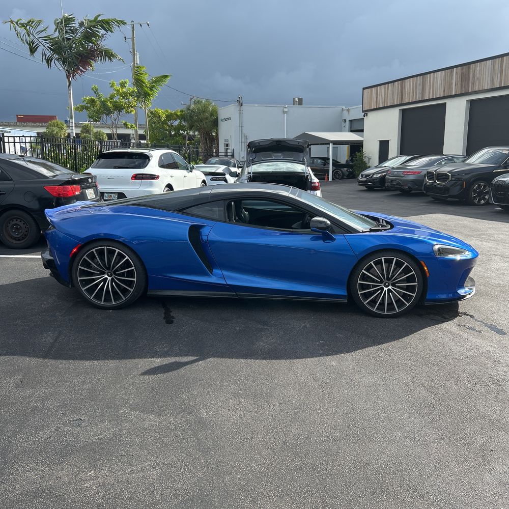 2021 McLaren GT  2D Coupe
