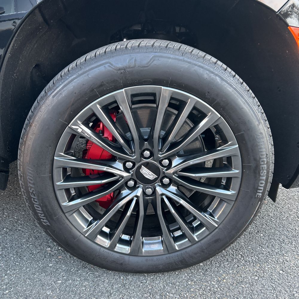 2024 Cadillac Escalade-V ESV Base