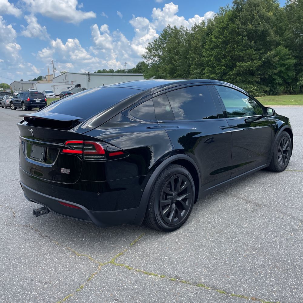 2022 Tesla Model X Plaid