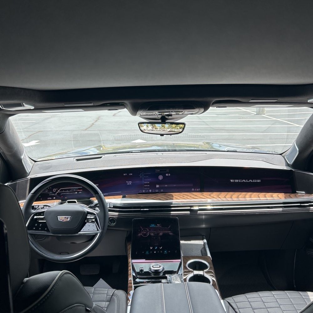 2025 Cadillac Escalade Sport Platinum