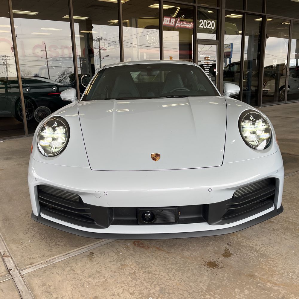 2025 Porsche 911 Carrera