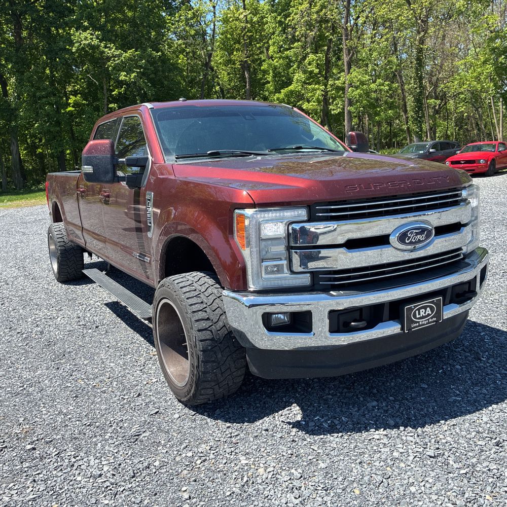 2017 Ford F-350 Super Duty Lariat