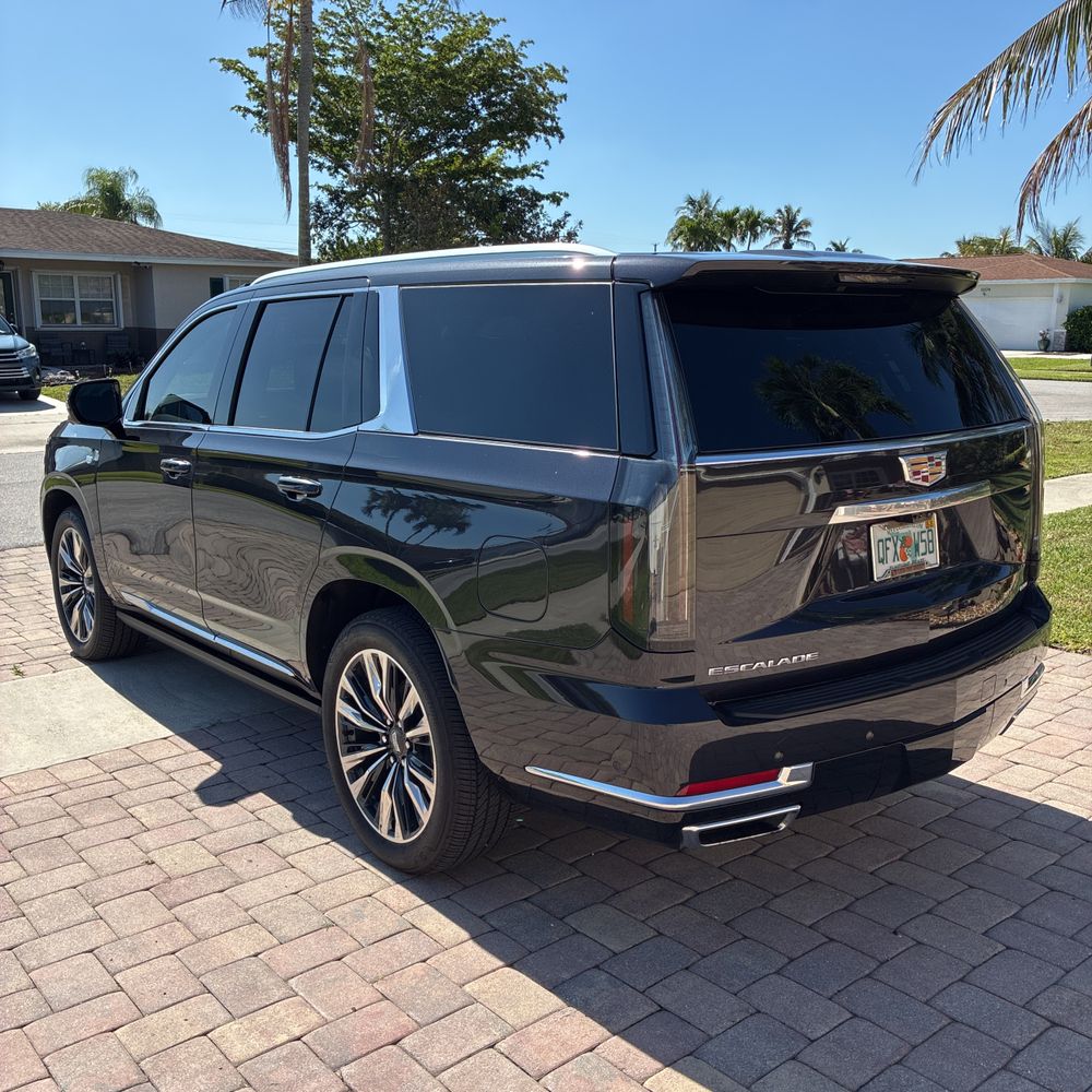 2025 Cadillac Escalade Premium Luxury