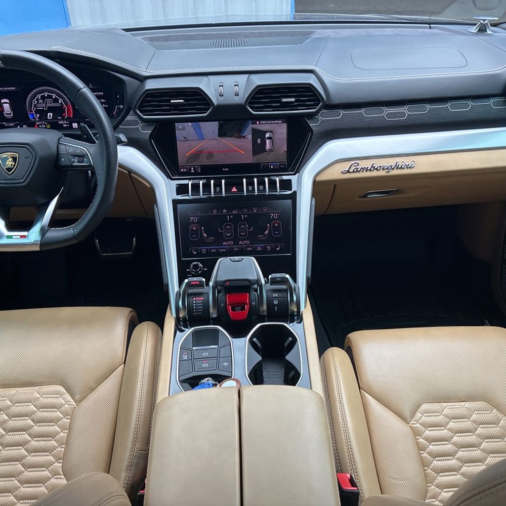 2020 Lamborghini Urus