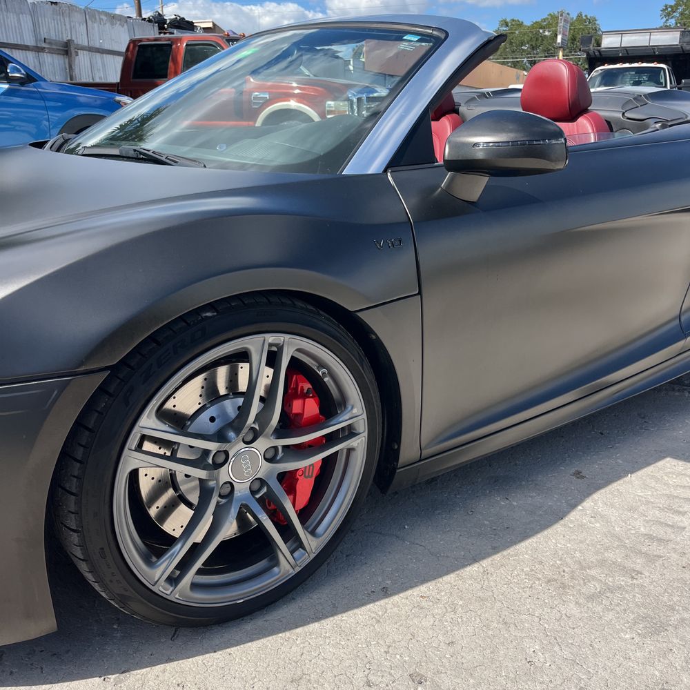 2011 Audi R8 5.2 Spyder