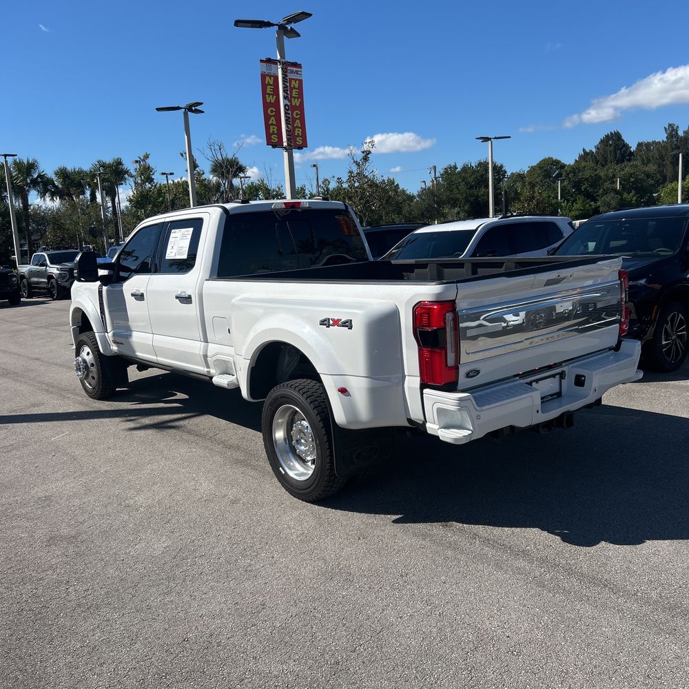 2024 Ford F-450 Super Duty Limited