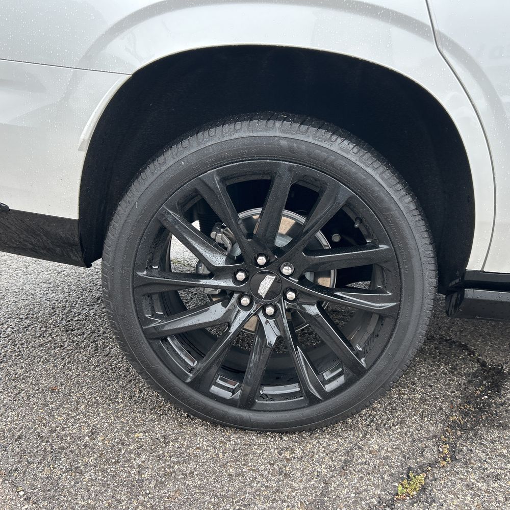 2025 Cadillac Escalade Sport Platinum
