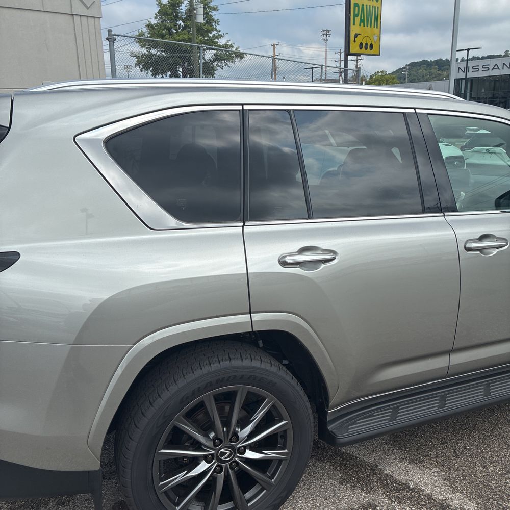 2024 Lexus LX 600 F SPORT Handling