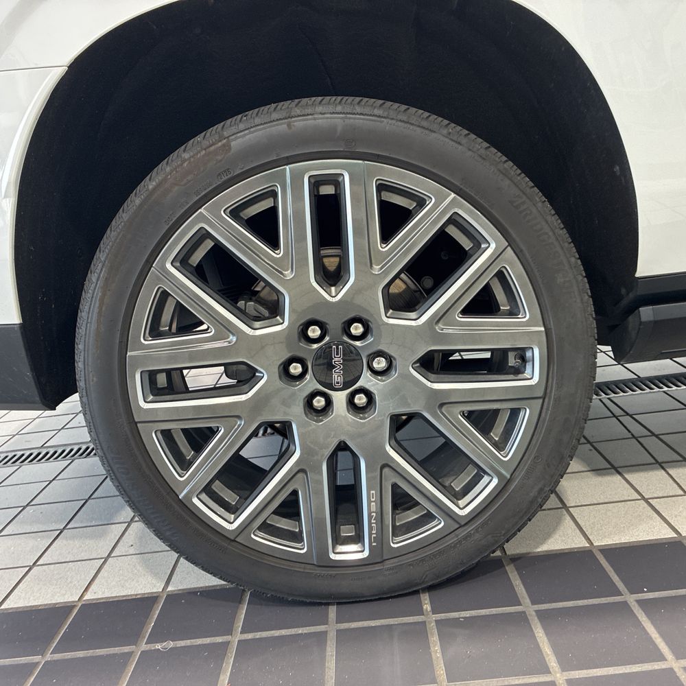 2025 GMC Yukon XL Denali Ultimate