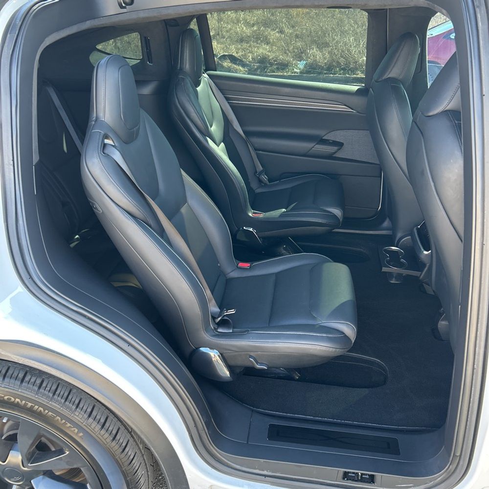 2022 Tesla Model X Plaid