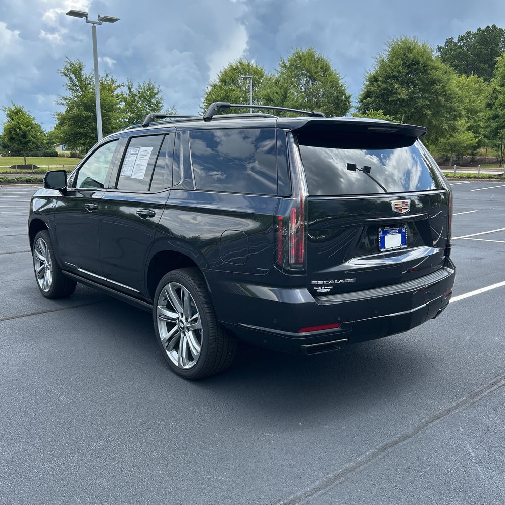2025 Cadillac Escalade Sport Platinum