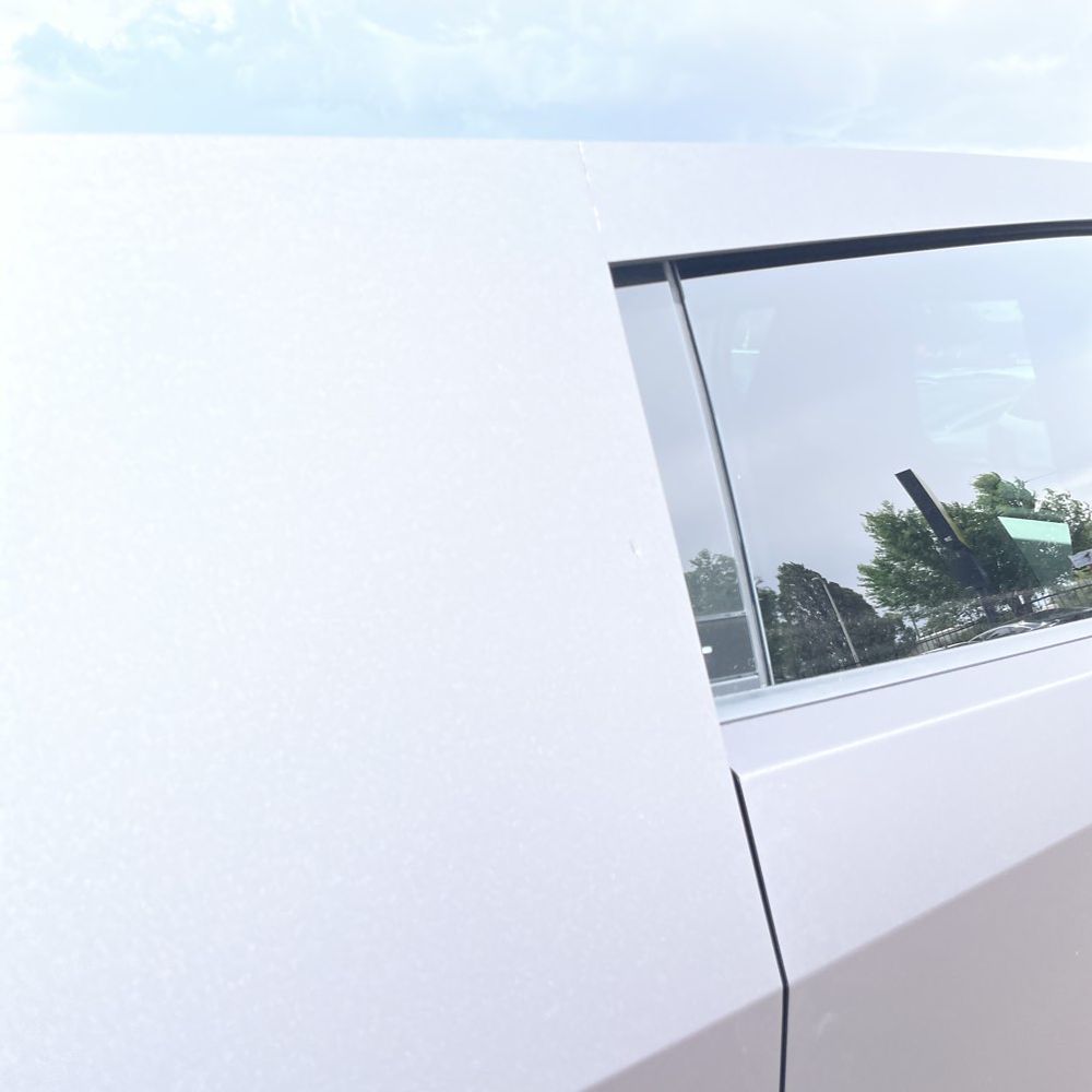2024 Tesla Cybertruck Base