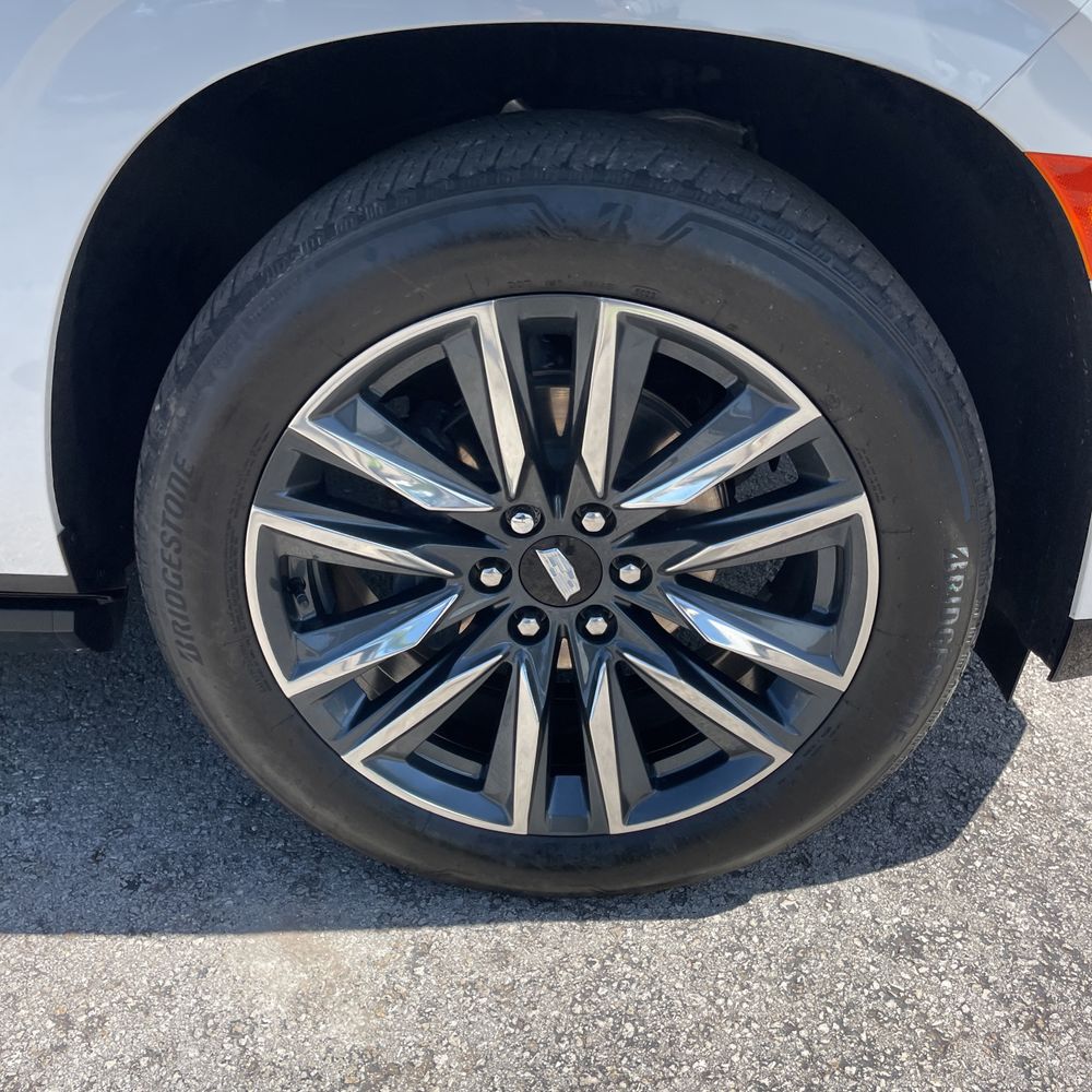 2024 Cadillac Escalade ESV Sport Platinum