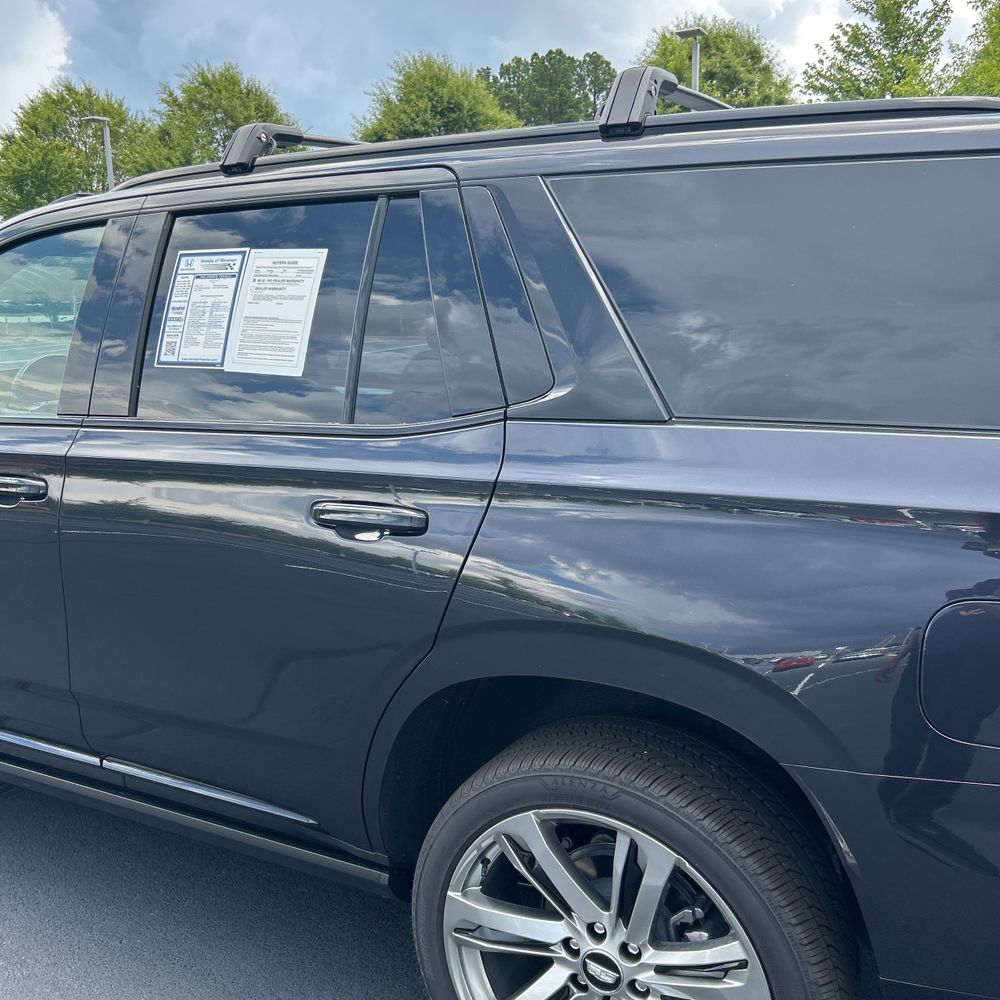 2025 Cadillac Escalade Sport Platinum