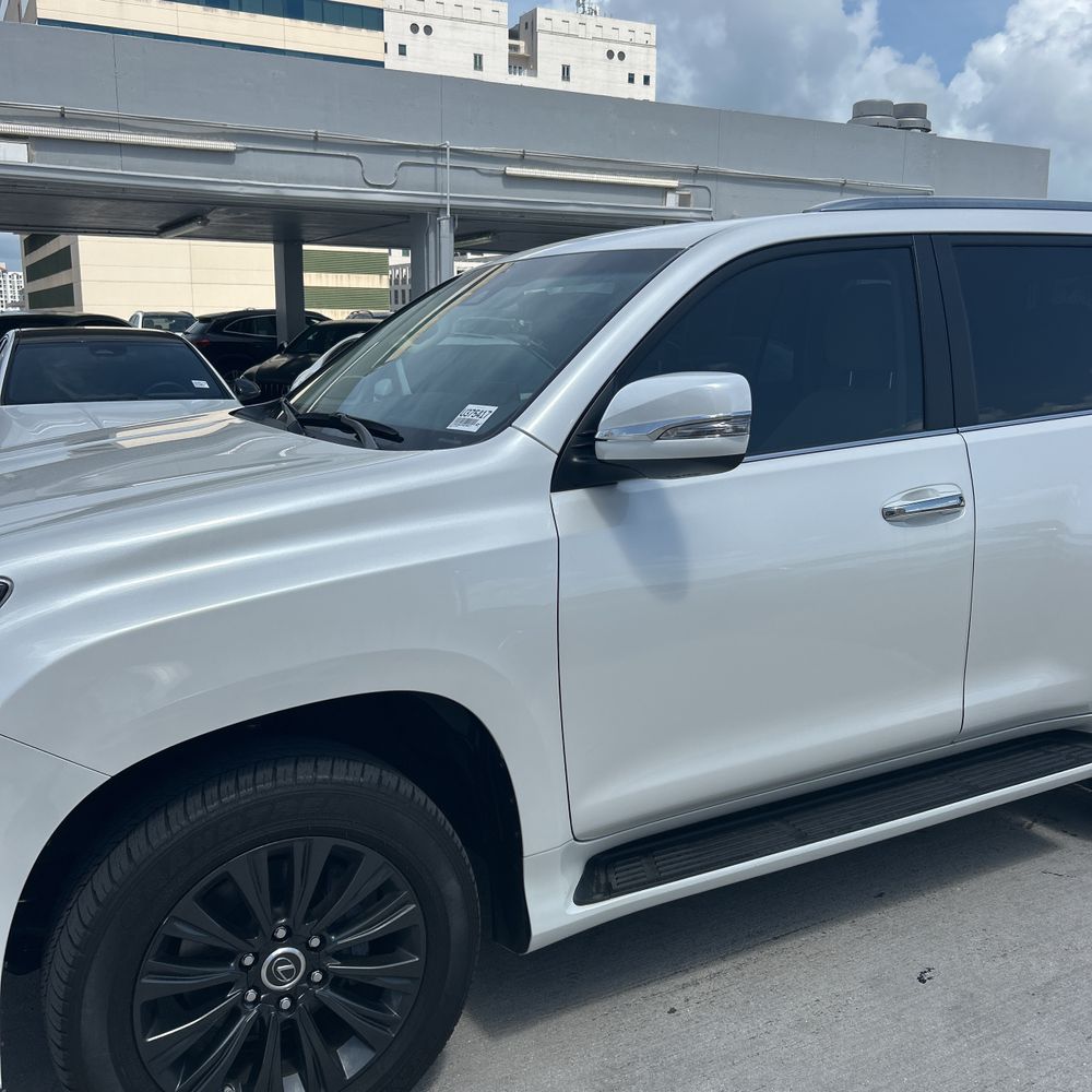 2023 Lexus GX 460 Base