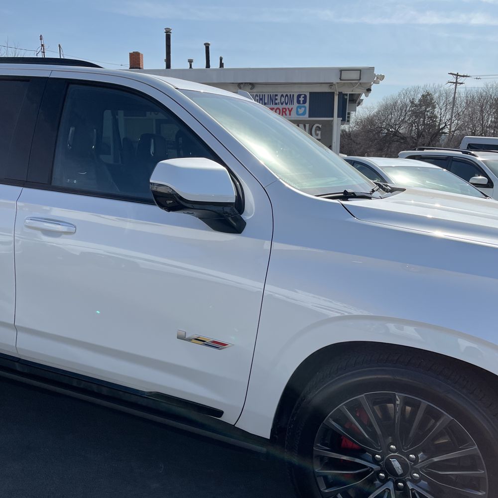 2024 Cadillac Escalade-V Base