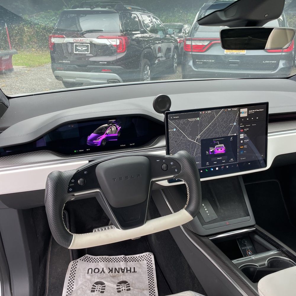 2022 Tesla Model X Plaid