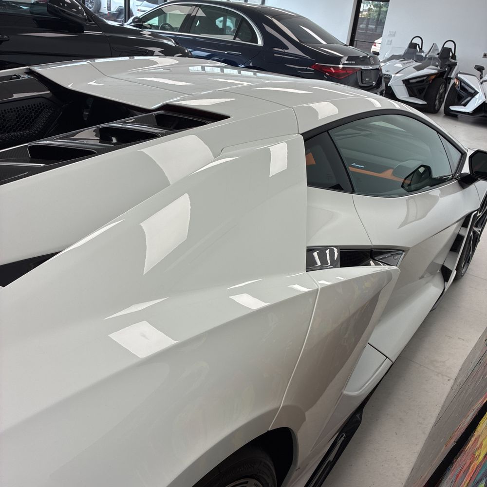 2024 Lamborghini Revuelto