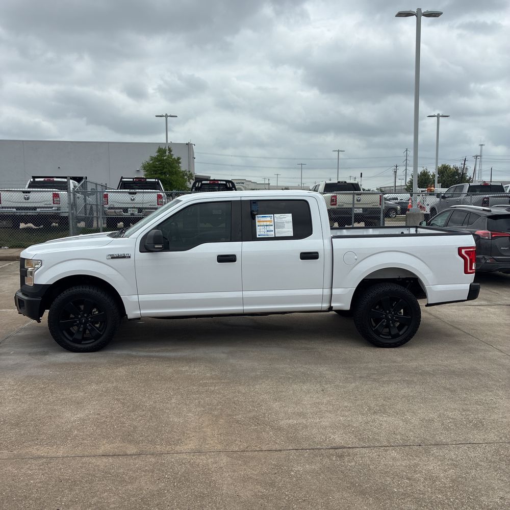 2017 Ford F-150 XL photo 4