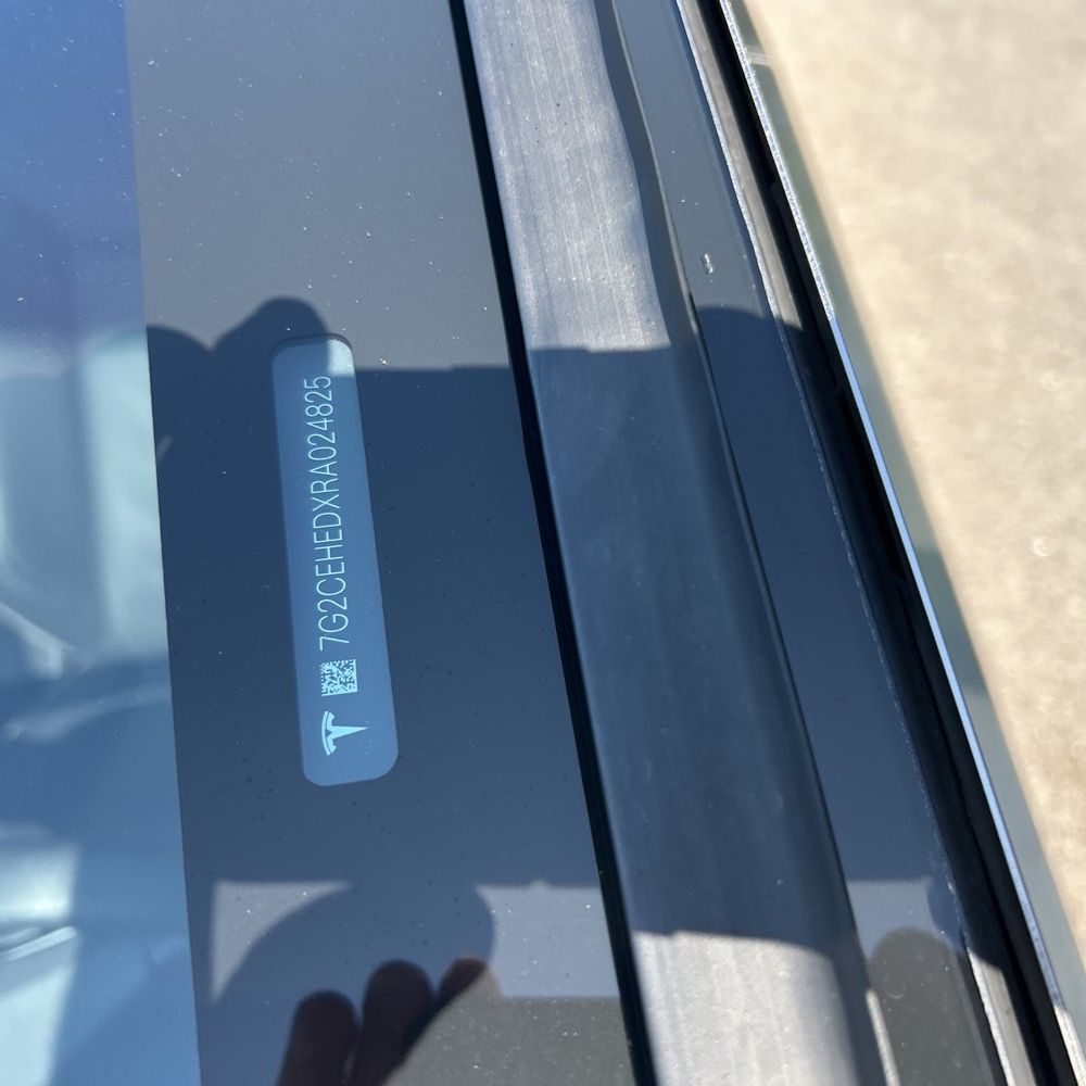 2024 Tesla Cybertruck Base