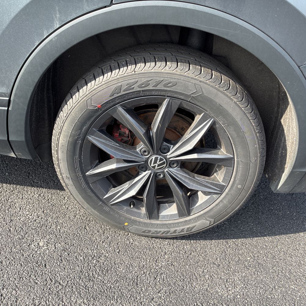 2022 Volkswagen Tiguan SE 4Motion photo 19