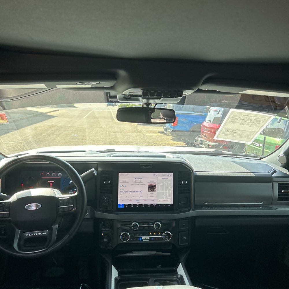 2025 Ford F-450 Super Duty Platinum
