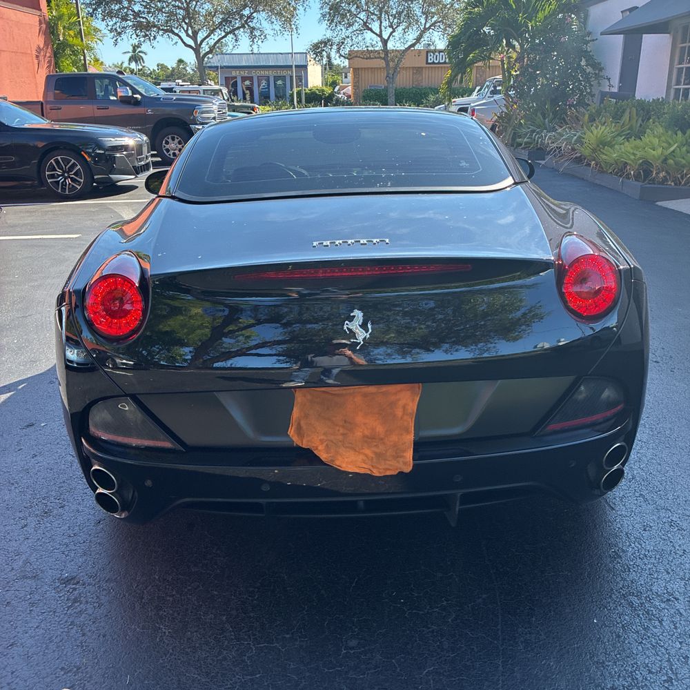 2010 Ferrari California
