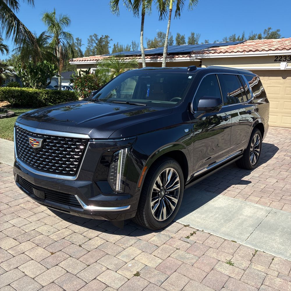 2025 Cadillac Escalade Premium Luxury