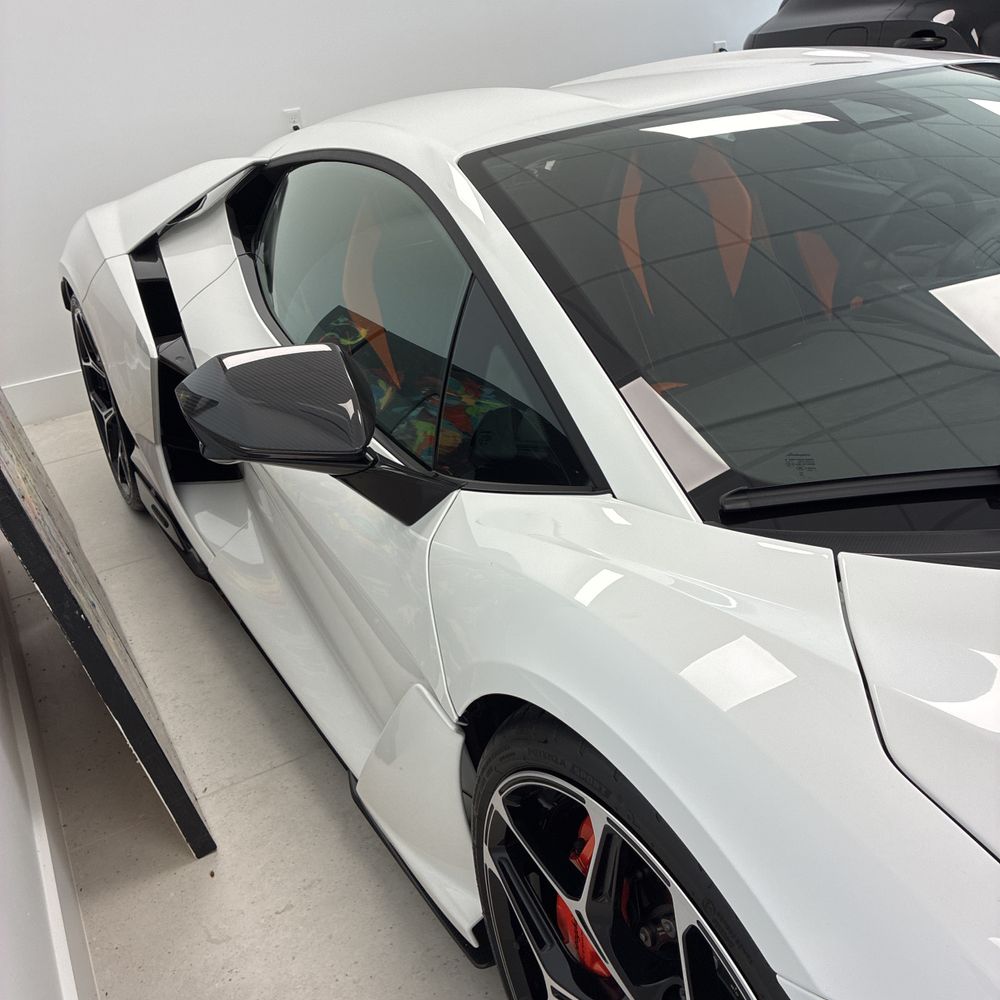 2024 Lamborghini Revuelto