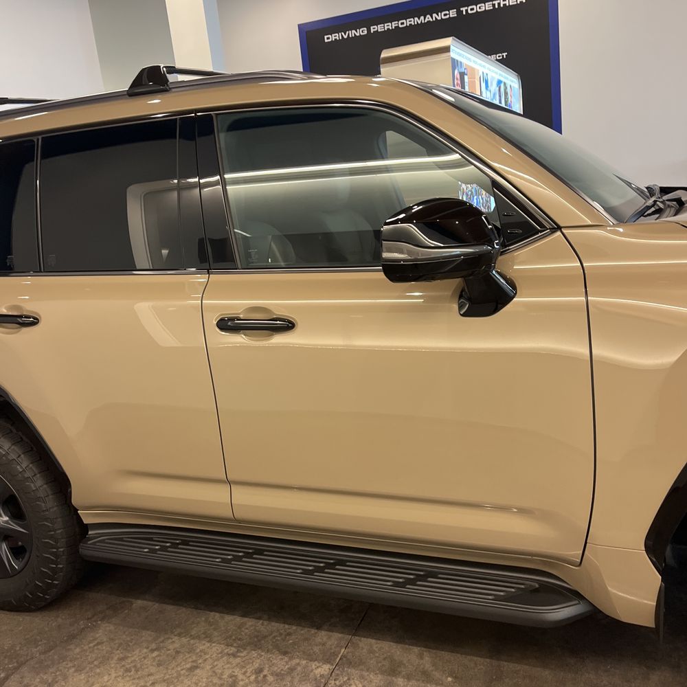 2025 Lexus LX 700h Overtrail