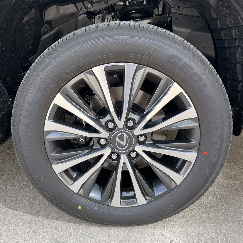 2025 Lexus LX-Series LX600 Premium