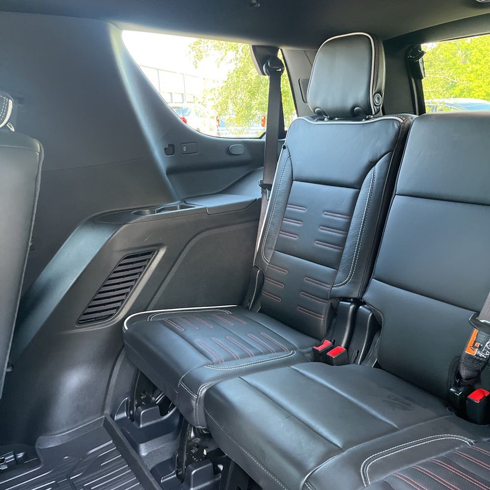 2025 GMC Yukon AT4 Ultimate