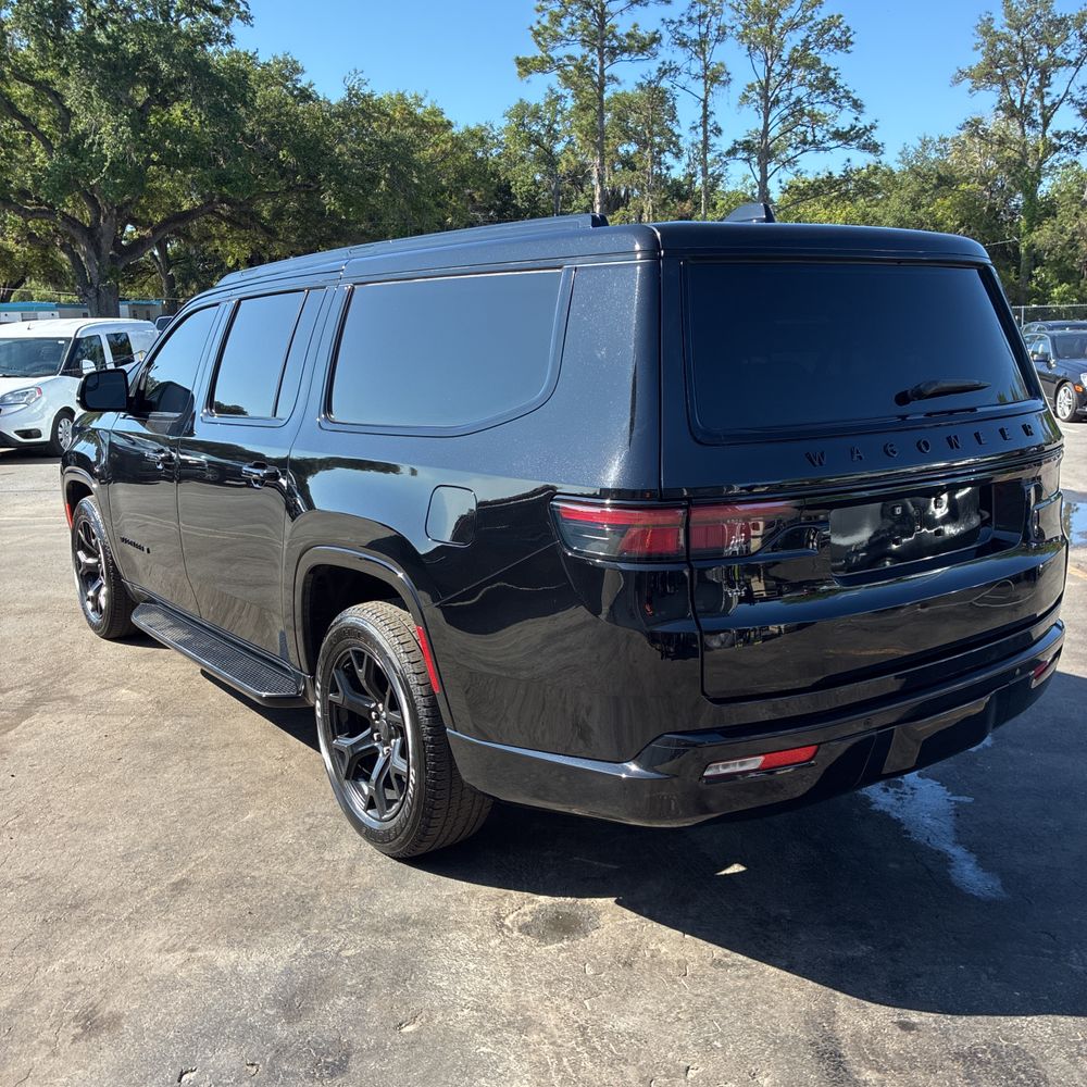 2025 Jeep Wagoneer L Series II Carbide 4x4