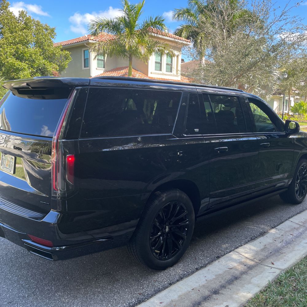 2024 Cadillac Escalade ESV Sport