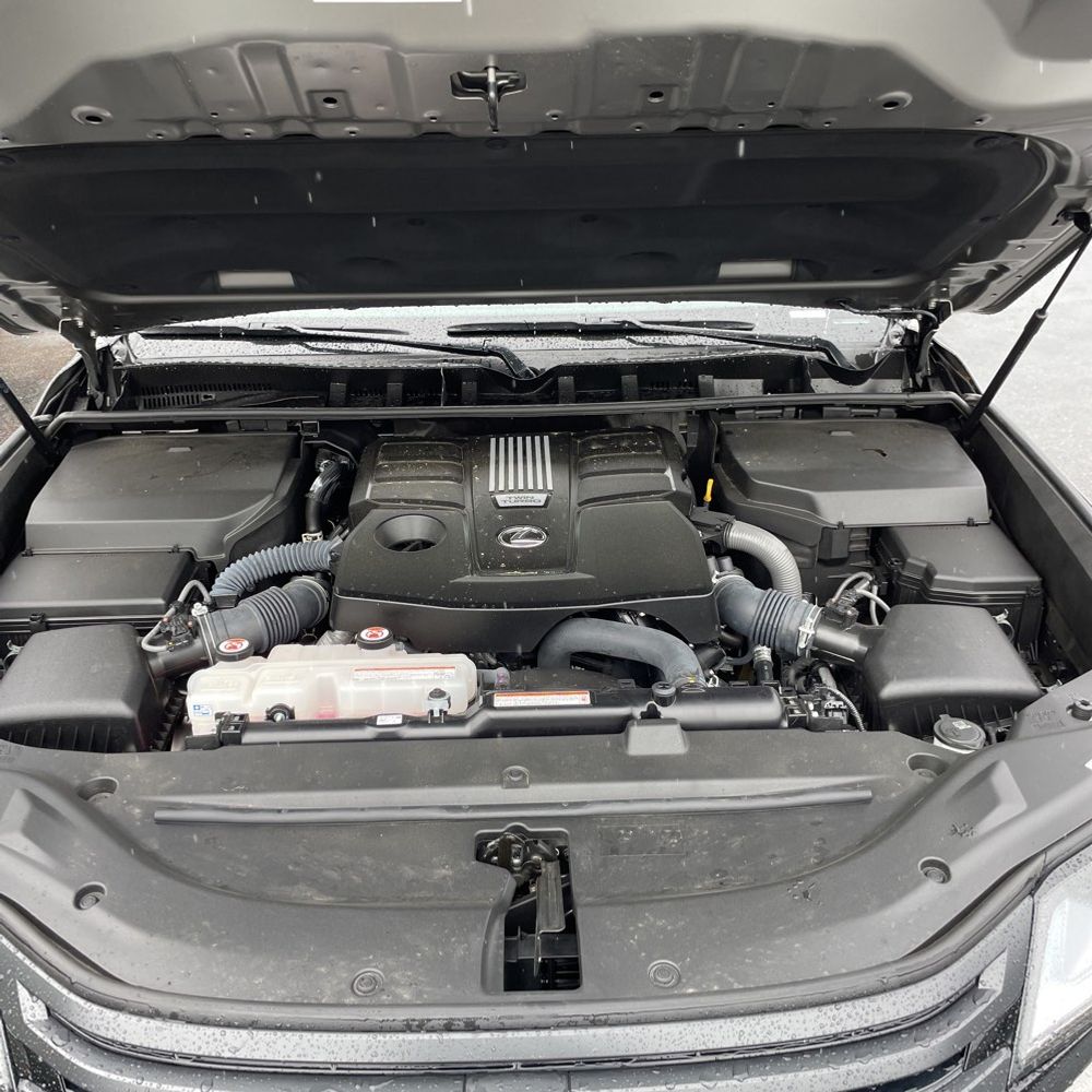 2024 Lexus LX 600 Luxury