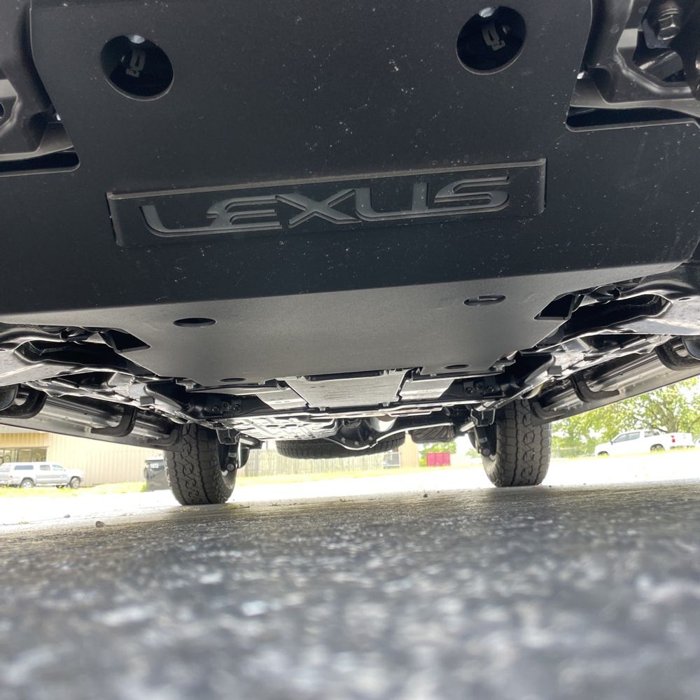 2025 Lexus LX 700h Overtrail