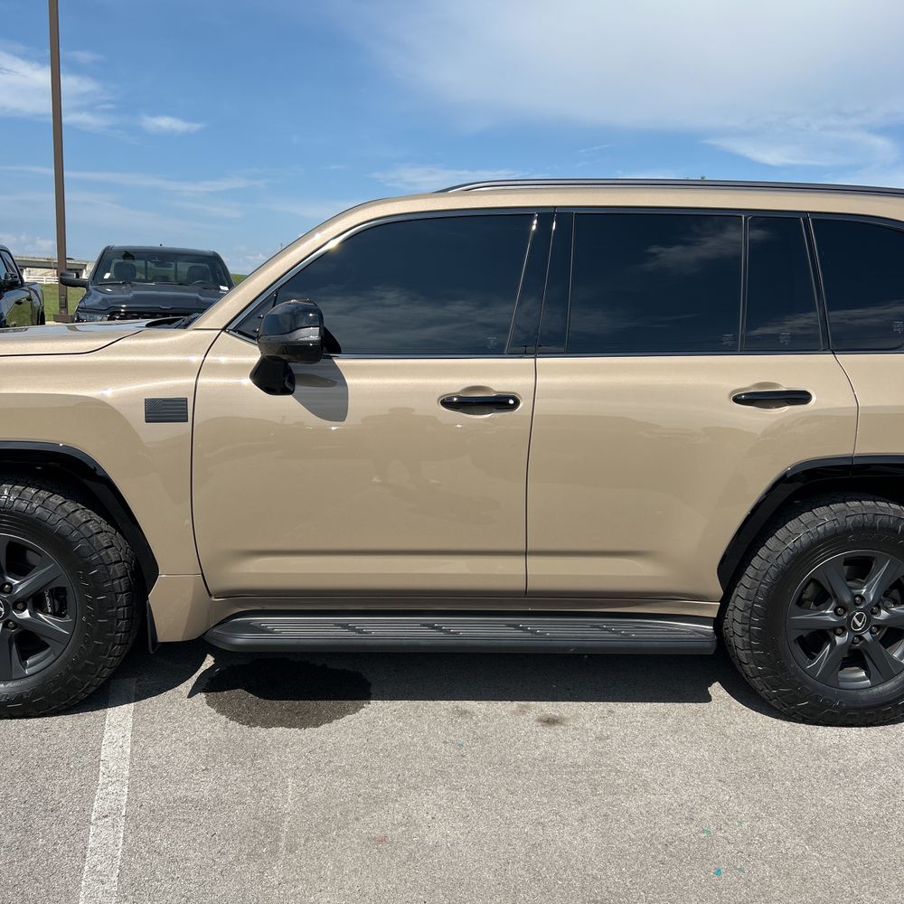 2025 Lexus LX 700h Overtrail