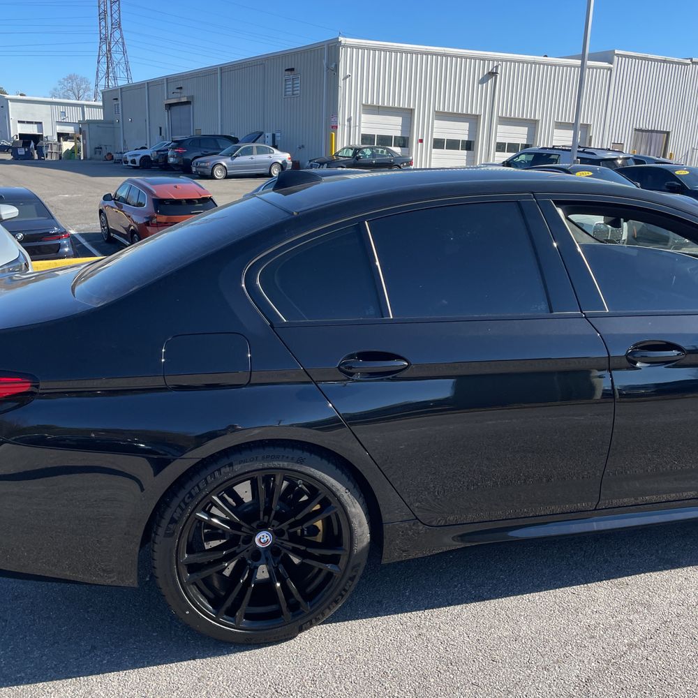 2023 BMW M5