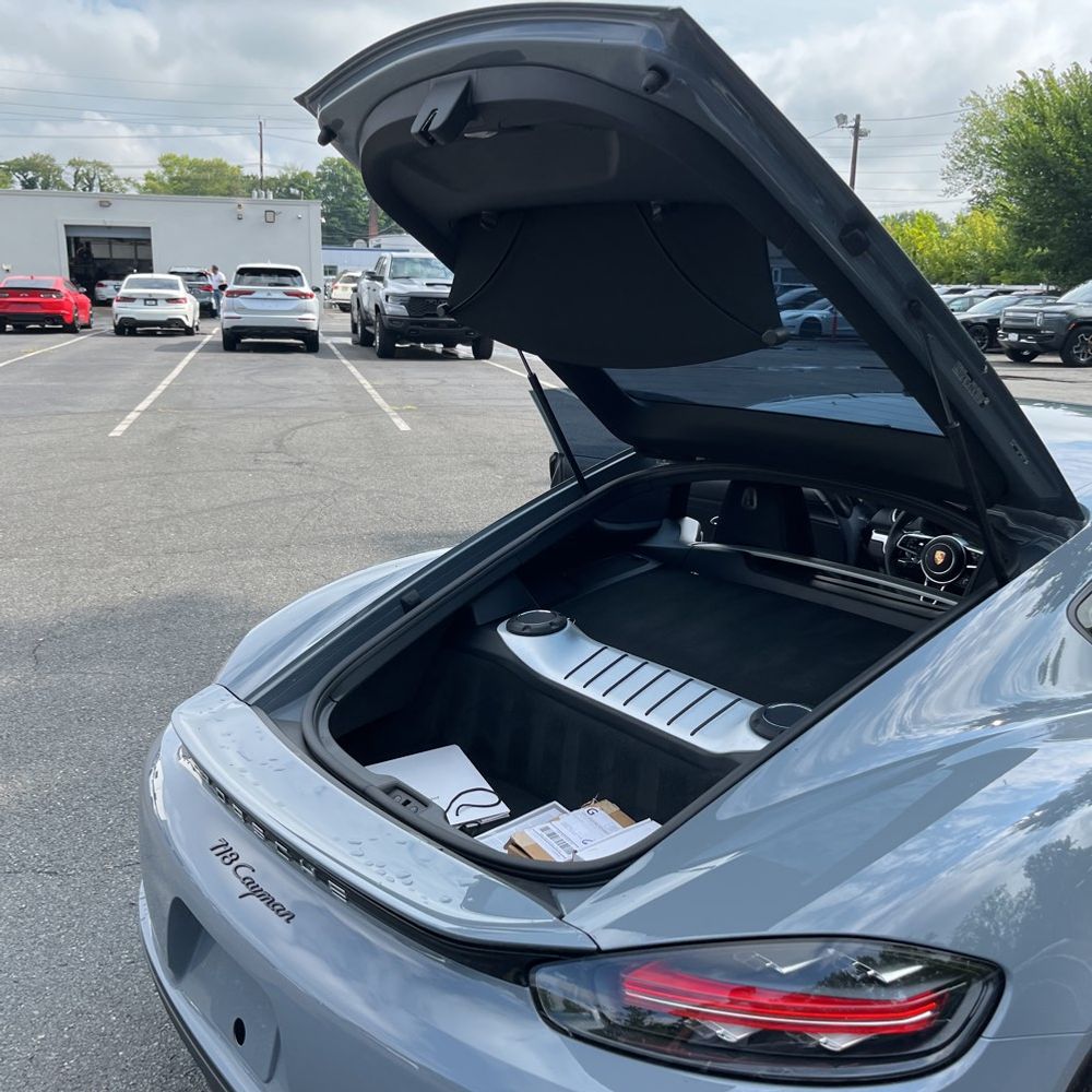 2024 Porsche 718 Cayman Base