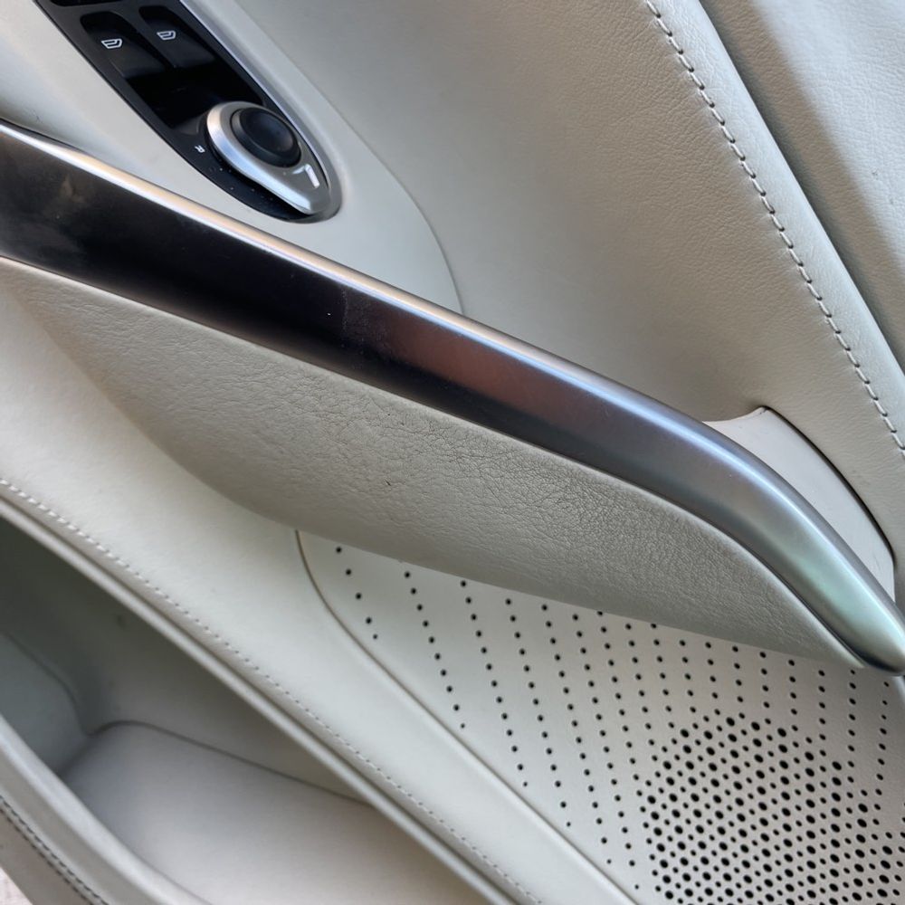 2021 Aston Martin DBX