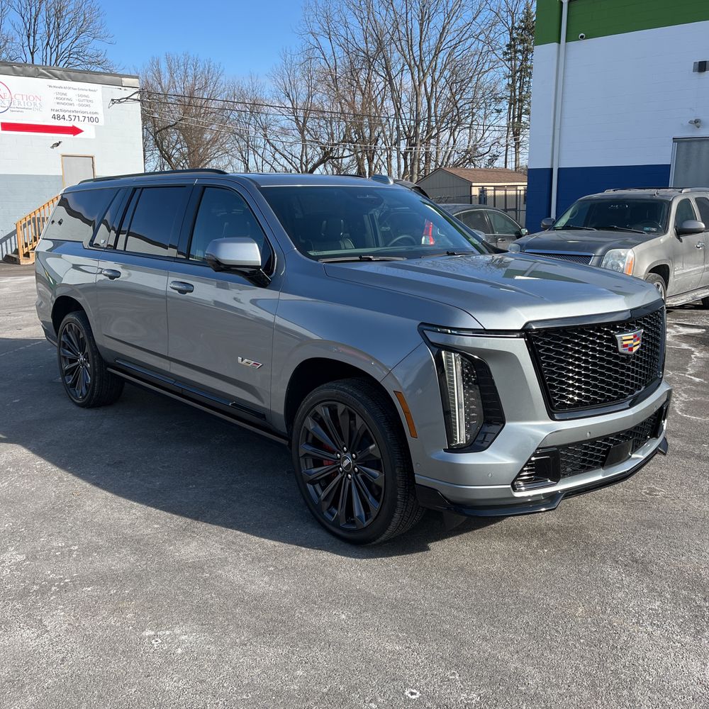 2025 Cadillac Escalade ESV V-Series