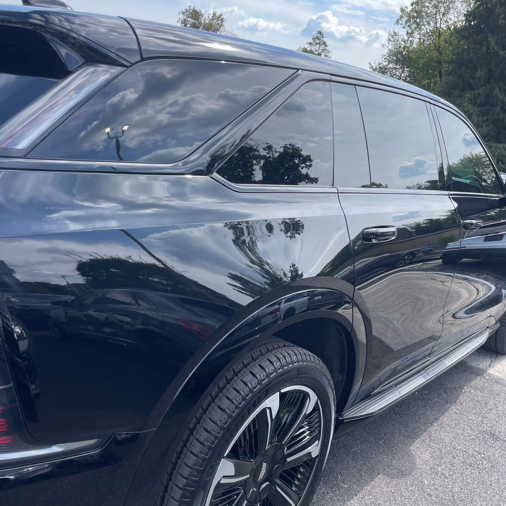 2025 Cadillac Escalade IQ Sport 2